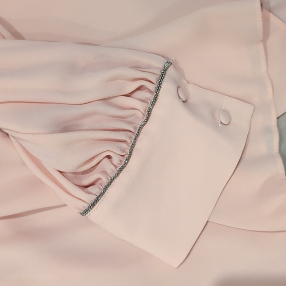 Pleated Blouse peach color - Picture 4 of 4